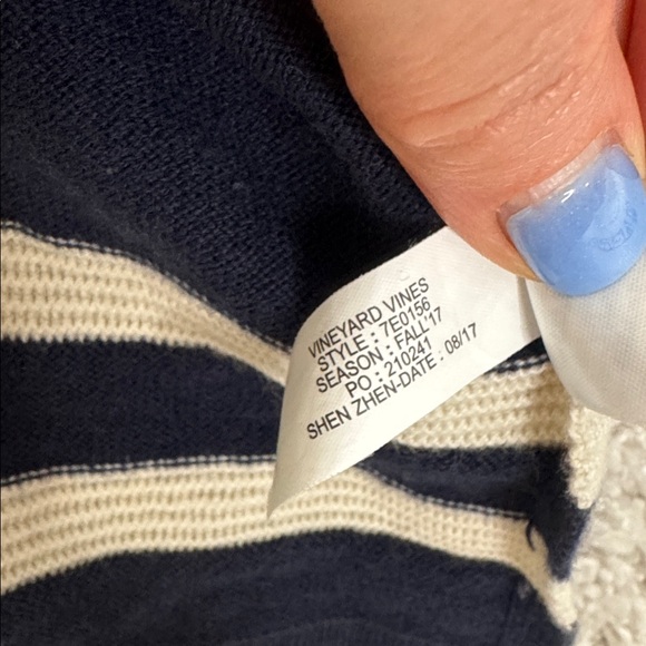 Vineyard Vines XS/S Poncho Sweater - Picture 6 of 9